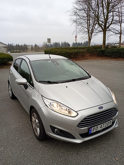 Ford Fiesta 3 of 14