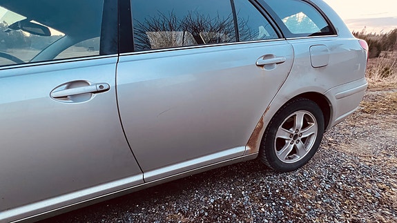 Toyota Avensis 18 of 23