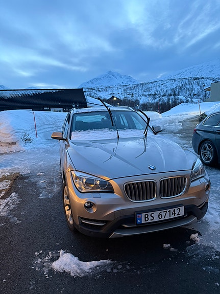 BMW X1 2 of 5