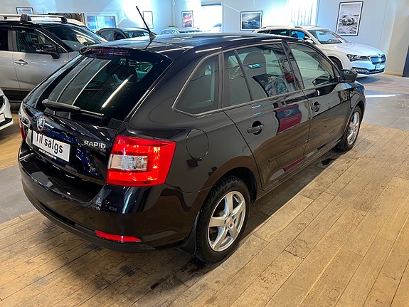 Skoda Rapid Spaceback 8 of 30