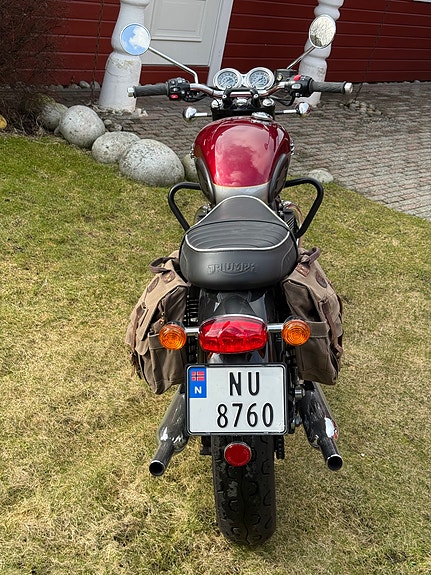 Triumph Bonneville T120 5 of 5