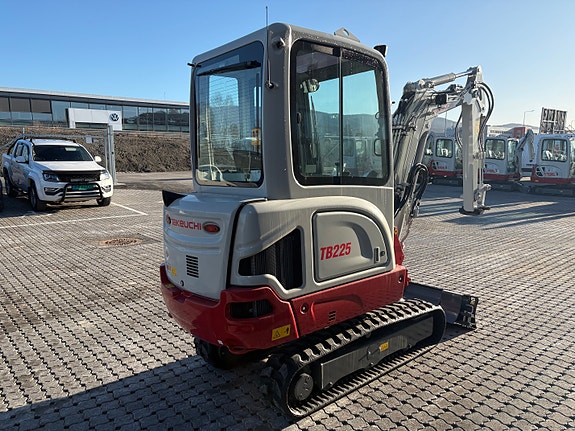 Takeuchi TB225, 4år/4000t garanti, på lager 6 of 9