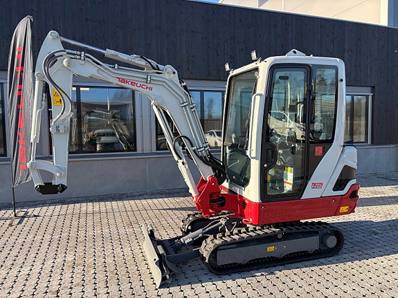 Takeuchi TB225, 4år/4000t garanti, på lager 2 of 5