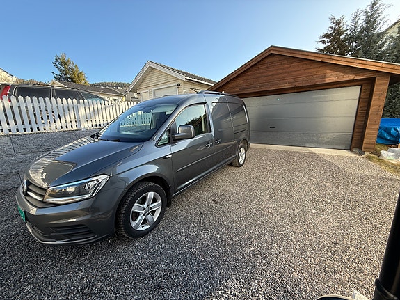 Volkswagen Caddy Maxi 3 of 5