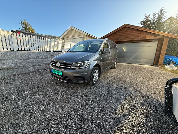 Volkswagen Caddy Maxi 2 of 5