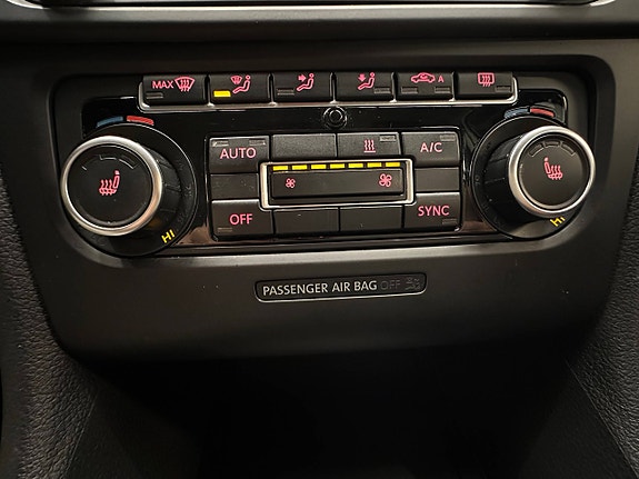 Volkswagen Golf VI 20 of 30
