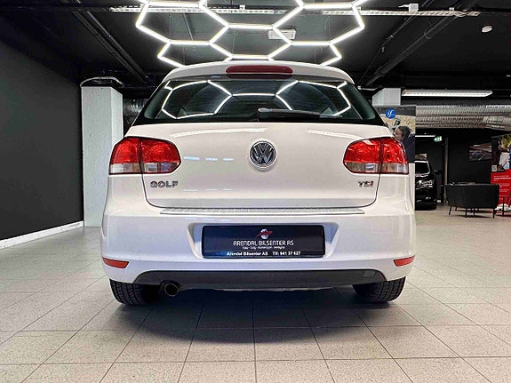 Volkswagen Golf VI 6 of 30