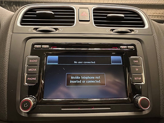 Volkswagen Golf VI 17 of 30