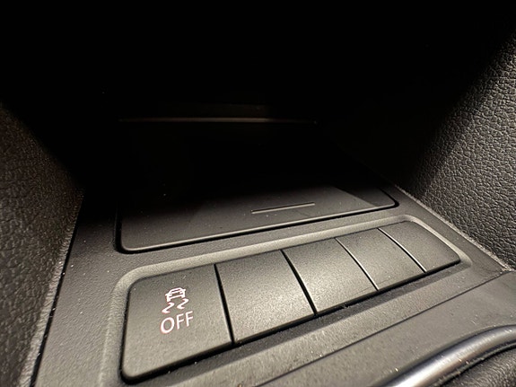Volkswagen Golf VI 21 of 30