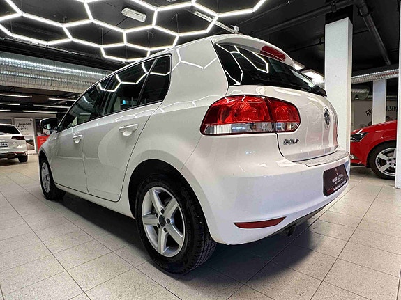 Volkswagen Golf VI 5 of 30