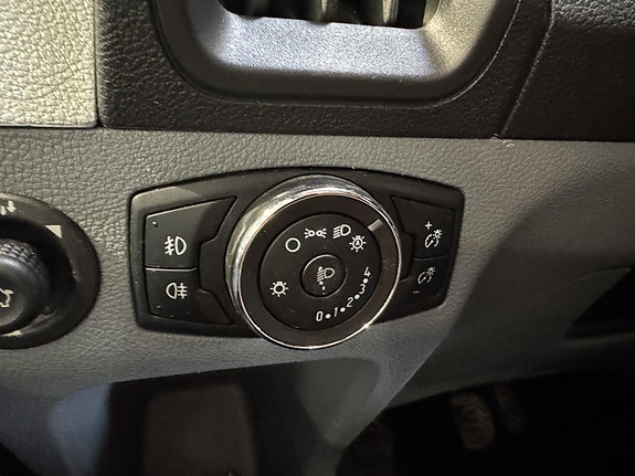 Ford Transit 14 of 19