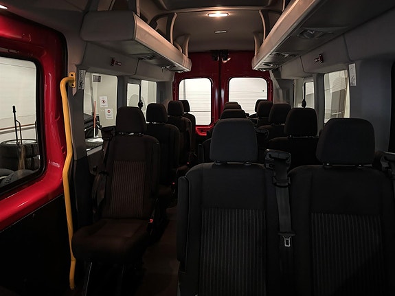 Ford Transit 10 of 19