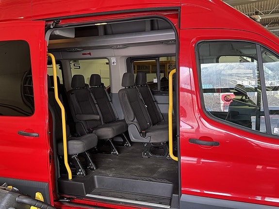 Ford Transit 17 of 19