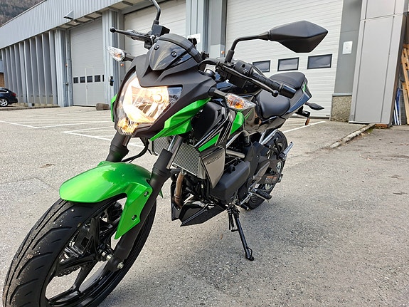 Kawasaki Z125 - Lager tømming nye 2024 modeller - Spar kr 17 000,- 4 of 7