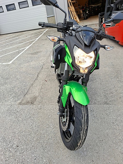 Kawasaki Z125 - Lager tømming nye 2024 modeller - Spar kr 17 000,- 6 of 7