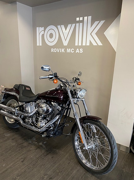 Harley-Davidson FXSTDI  Softail Deuce 4 of 4