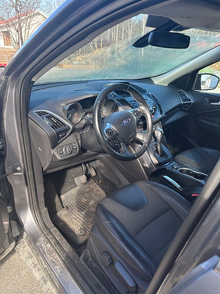 Ford Kuga 6 of 6