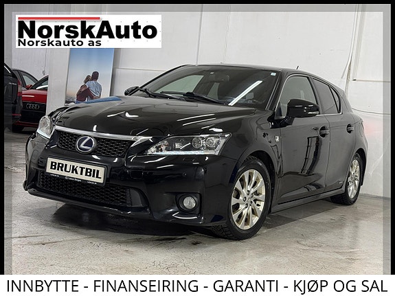Lexus CT200h