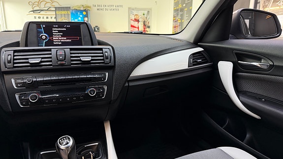 BMW 116d 21 of 30