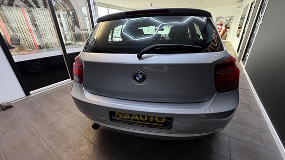 BMW 116d 8 of 30
