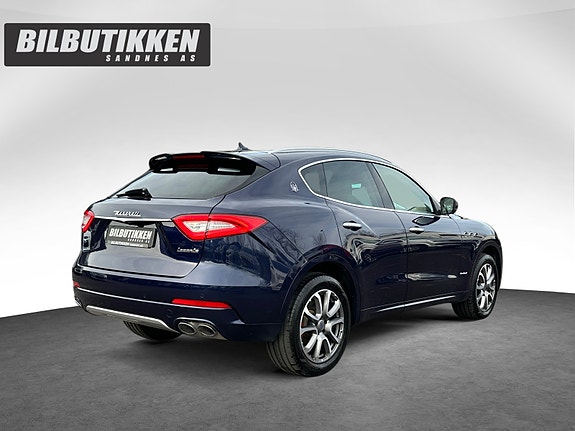 Maserati Levante 5 of 5