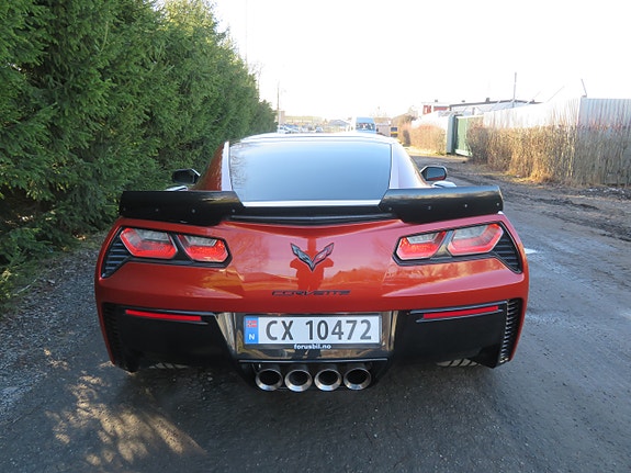 Chevrolet Corvette 13 of 30
