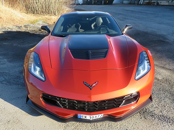 Chevrolet Corvette 12 of 30