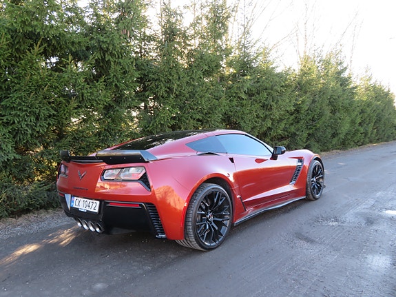 Chevrolet Corvette 15 of 30