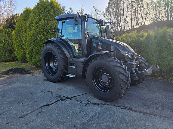 Valtra G135V