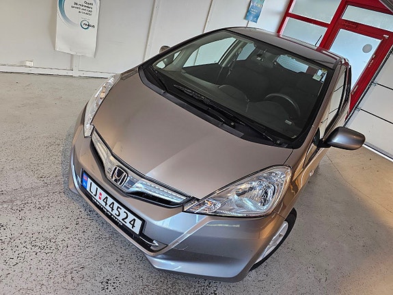 Honda Jazz 8 of 30