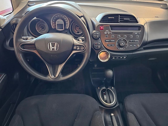 Honda Jazz 14 of 30