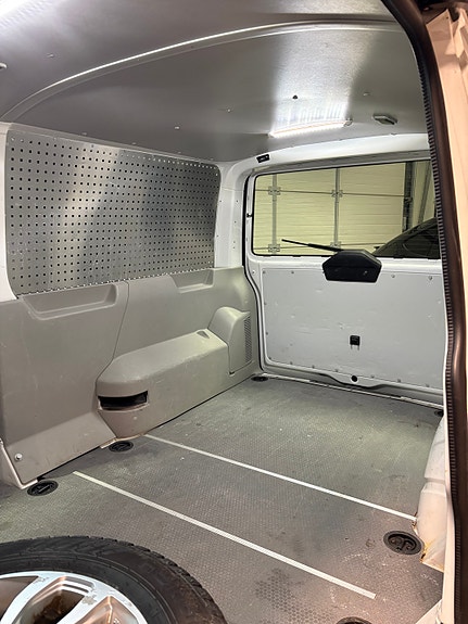 Volkswagen Transporter 9 of 20