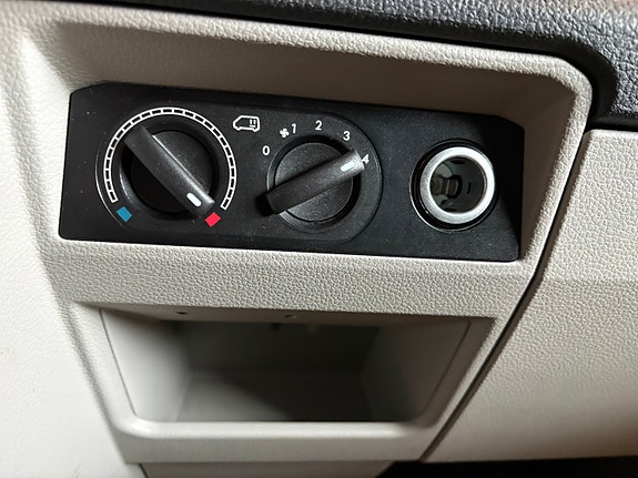 Volkswagen Transporter 15 of 20