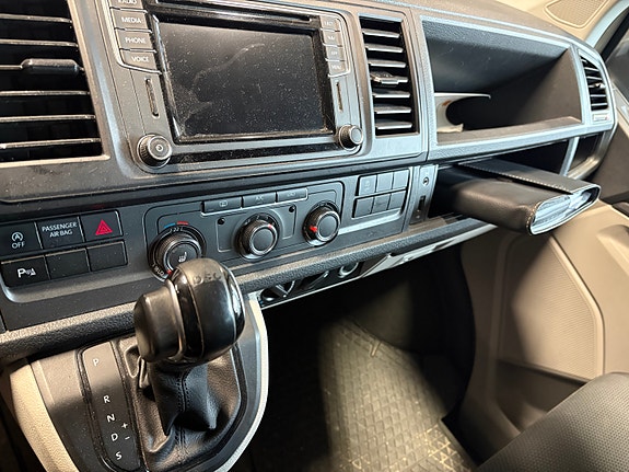 Volkswagen Transporter 18 of 20