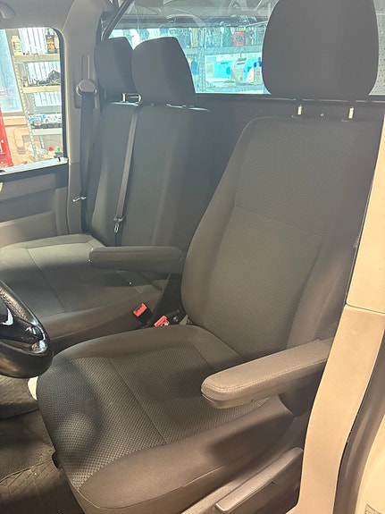 Volkswagen Transporter 20 of 20