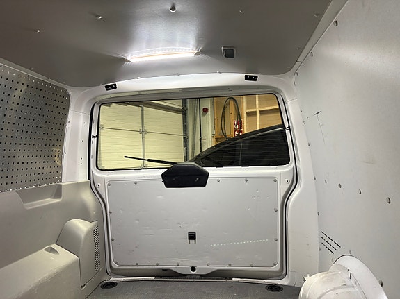 Volkswagen Transporter 8 of 20