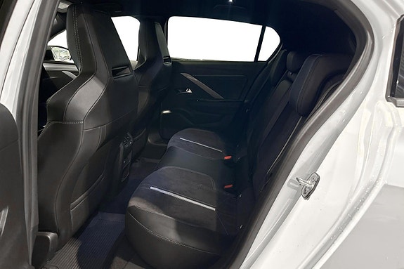 Opel Astra 7 of 24