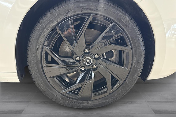 Opel Astra 24 of 24