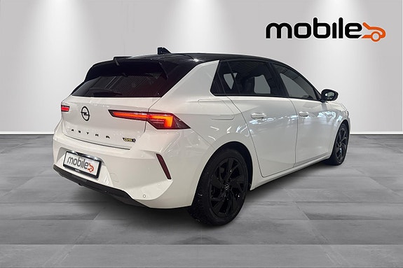 Opel Astra 3 of 24
