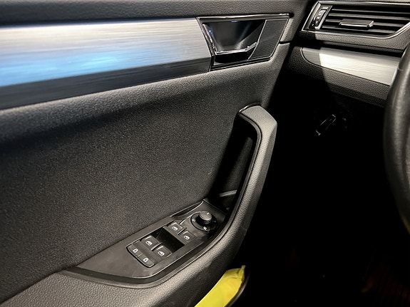 Skoda Superb 30 of 30