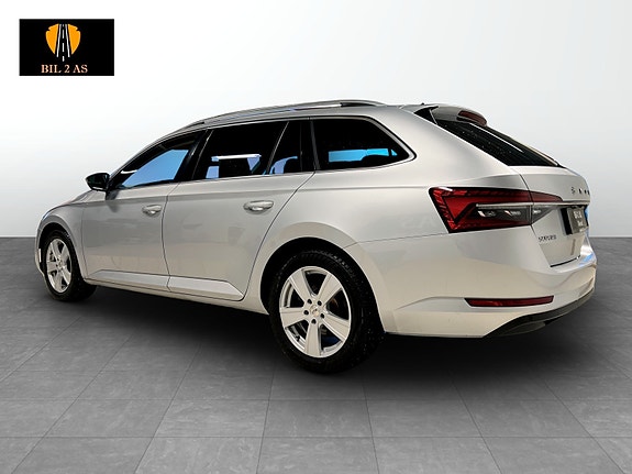 Skoda Superb 4 of 5