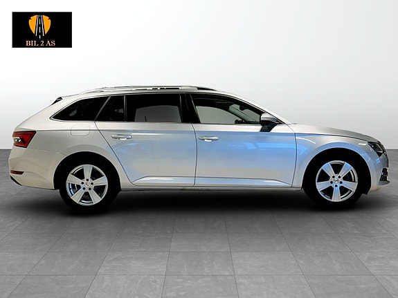 Skoda Superb 7 of 30