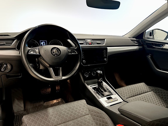 Skoda Superb 22 of 30
