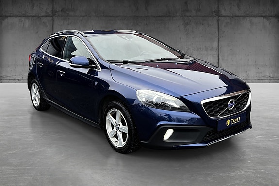 Volvo V40 Cross Country 5 of 5