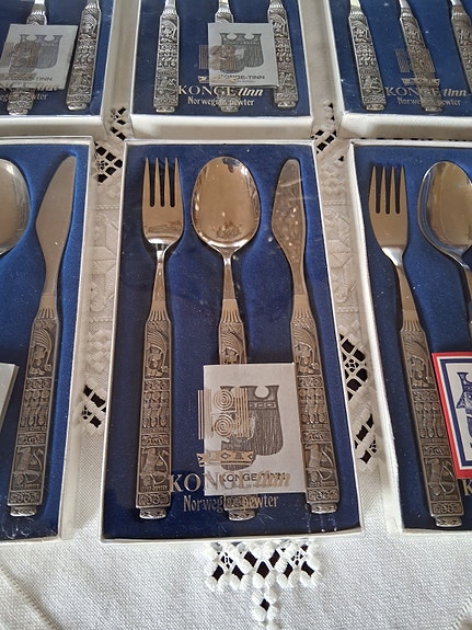 Product image 2 of 9