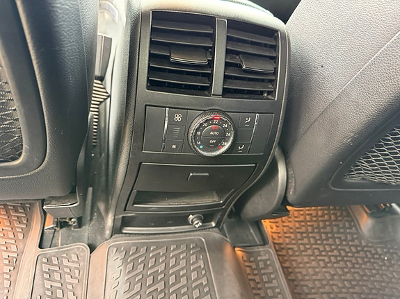 Mercedes-Benz GL420 18 of 24