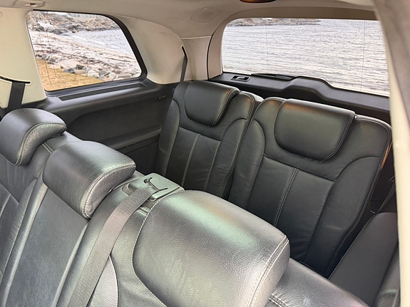 Mercedes-Benz GL420 17 of 24