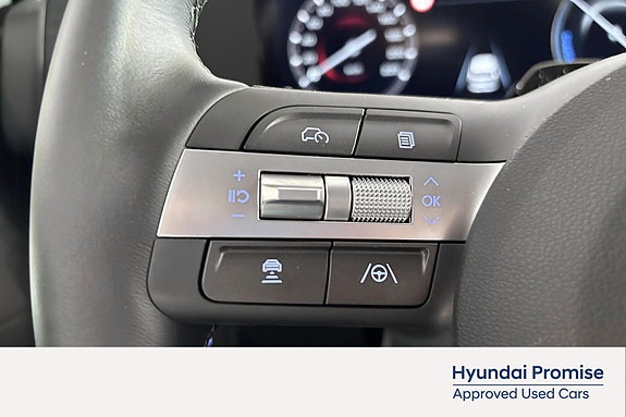 Hyundai Kona 16 of 26
