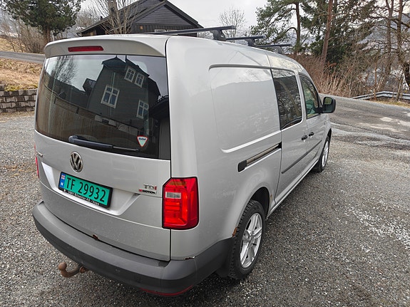 Volkswagen Caddy Maxi 5 of 24