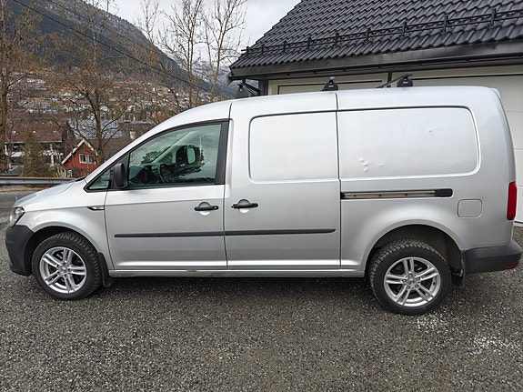 Volkswagen Caddy Maxi 8 of 24